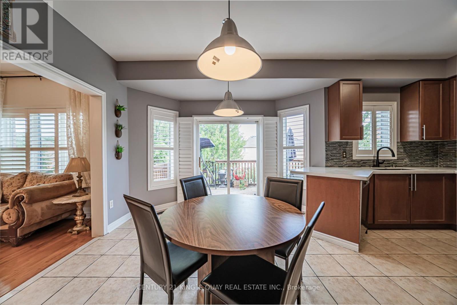 46 Pepperberry Road, Vaughan (Patterson), Ontario  L4J 8W9 - Photo 13 - N12379448