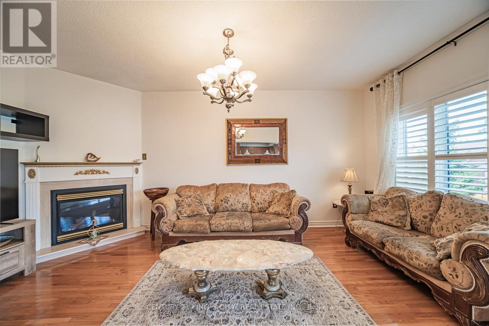 46 Pepperberry Road, Vaughan (Patterson), Ontario  L4J 8W9 - Photo 16 - N12379448