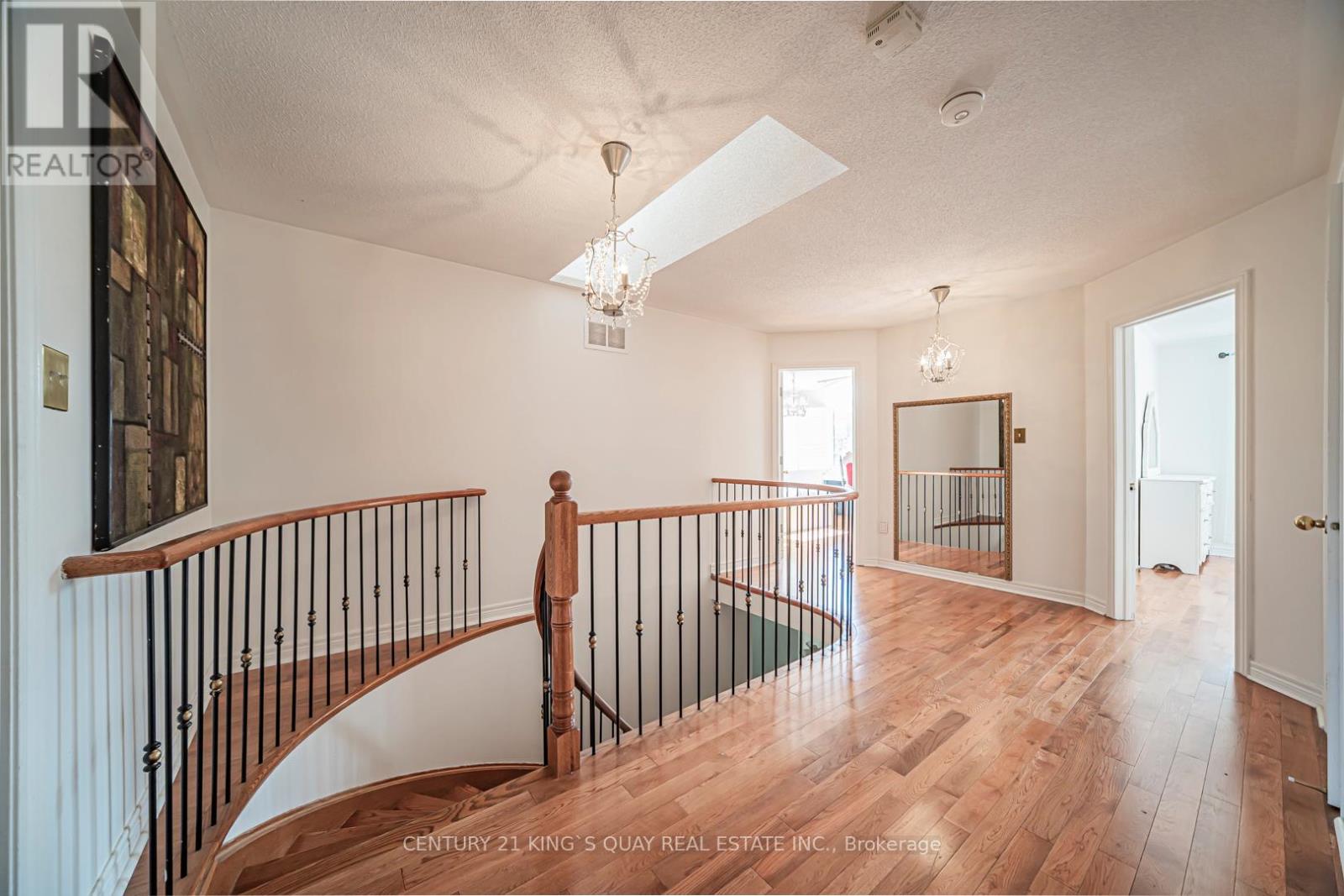 46 Pepperberry Road, Vaughan (Patterson), Ontario  L4J 8W9 - Photo 20 - N12379448