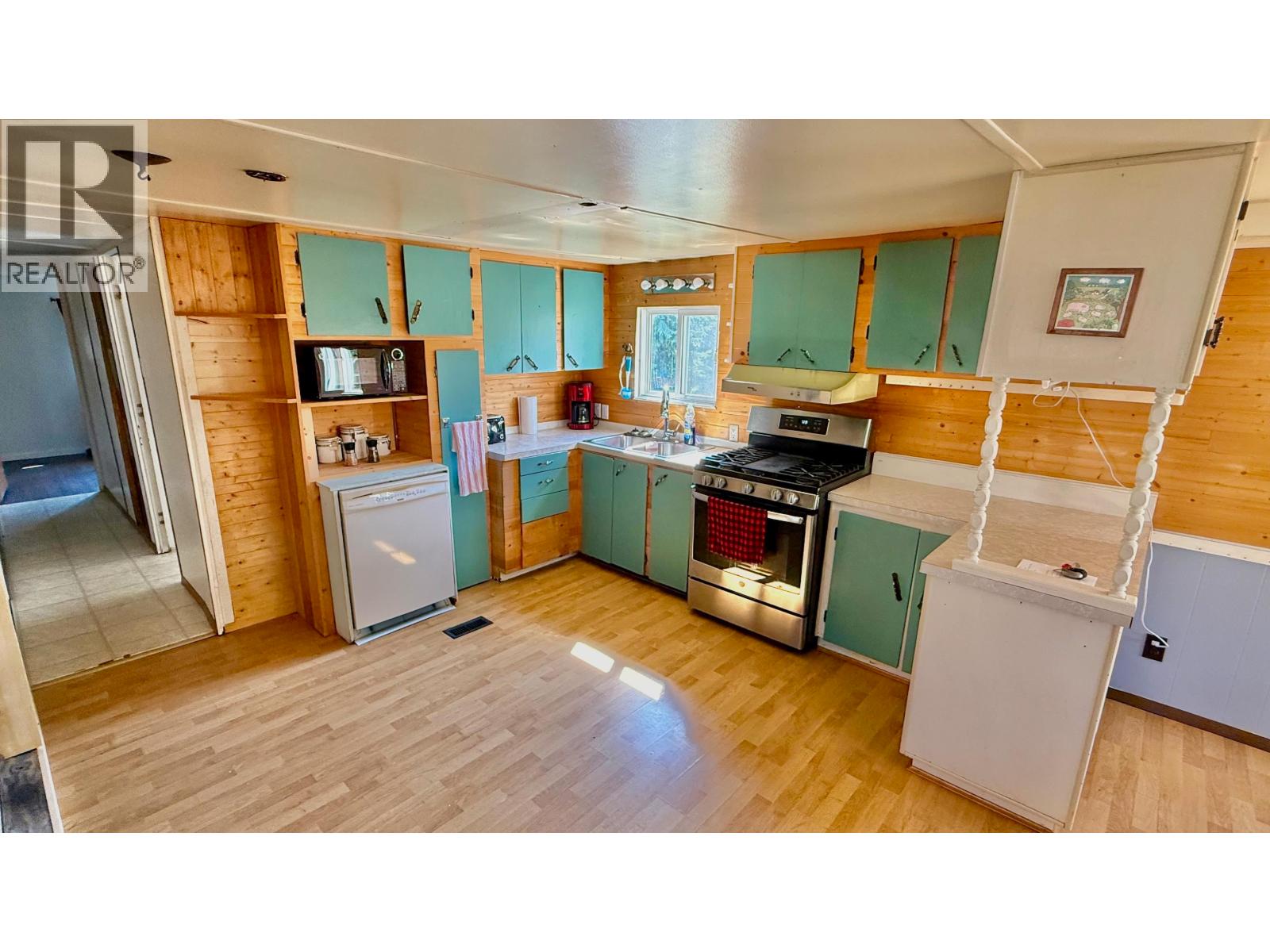 Property at 5869 HORSE LAKE ROAD image 4