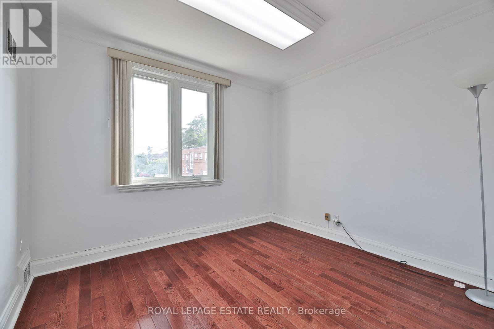1279 Weston Road, Toronto, Ontario  M6M 4R2 - Photo 14 - W12379447