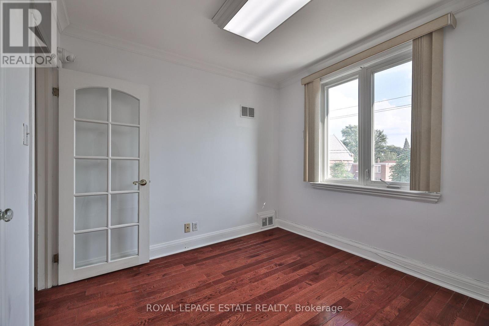 1279 Weston Road, Toronto, Ontario  M6M 4R2 - Photo 15 - W12379447