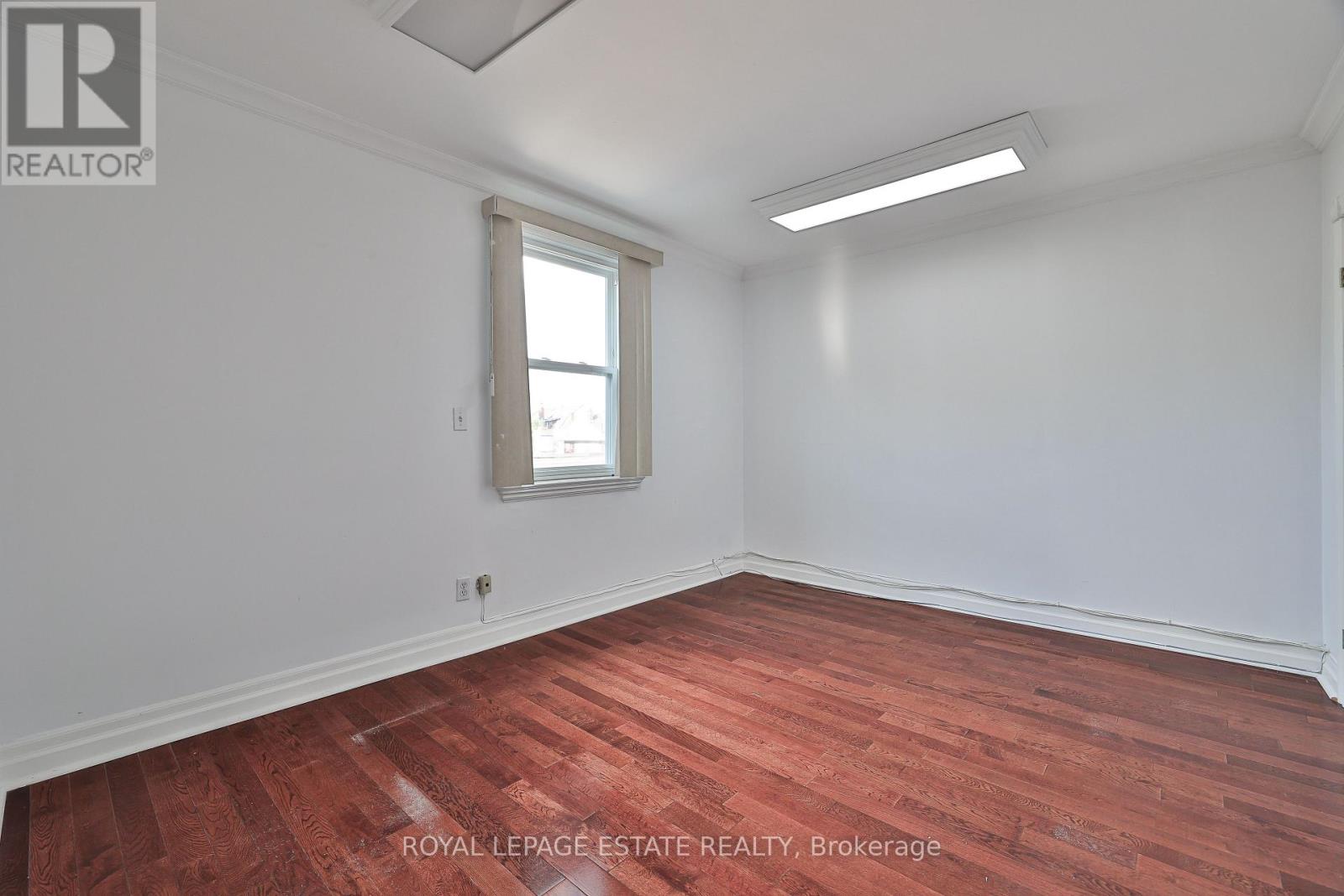 1279 Weston Road, Toronto, Ontario  M6M 4R2 - Photo 9 - W12379447