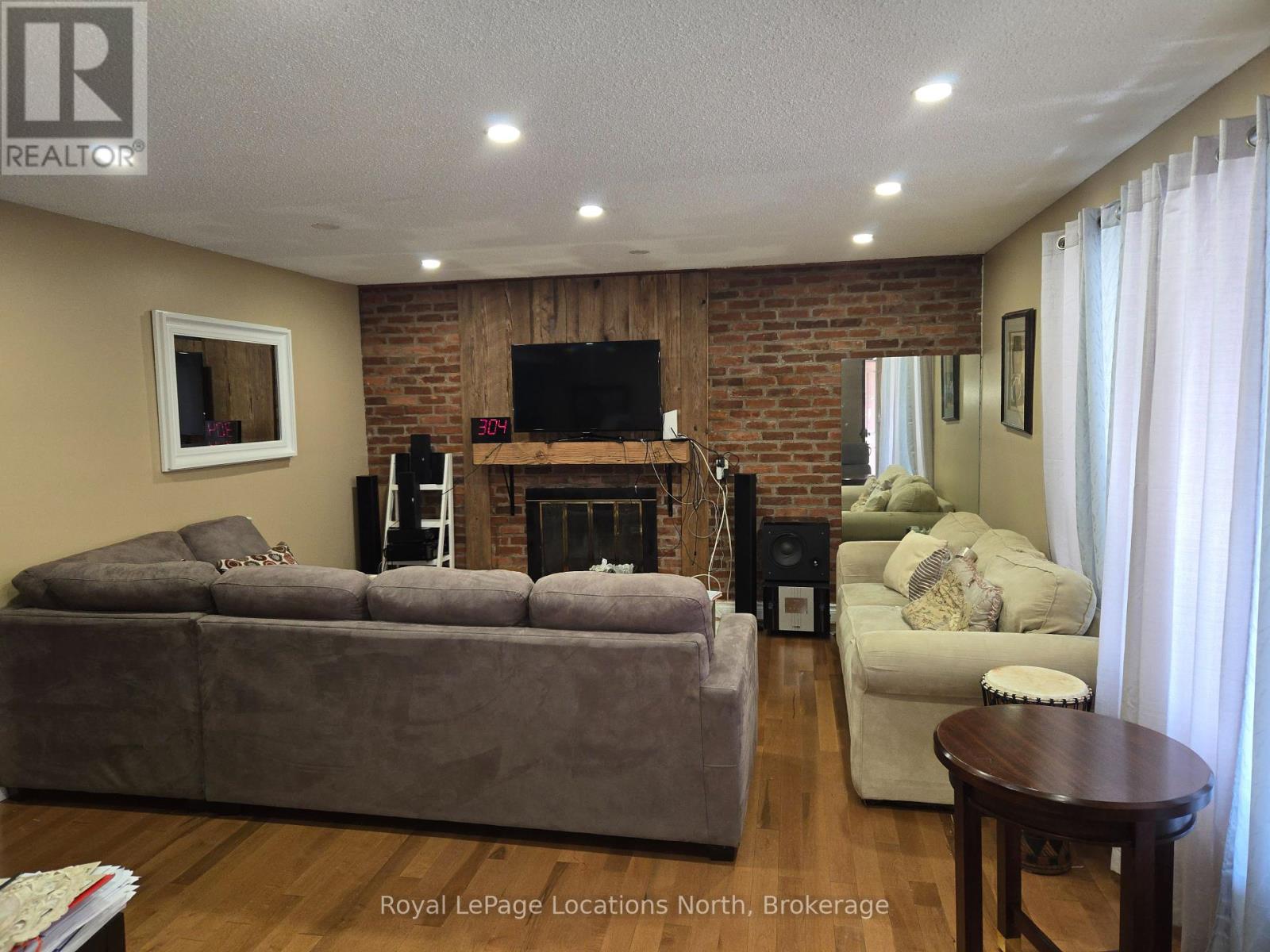 6042 Highway 9 Highway, Mono, Ontario  L7K 0A8 - Photo 12 - X12379454