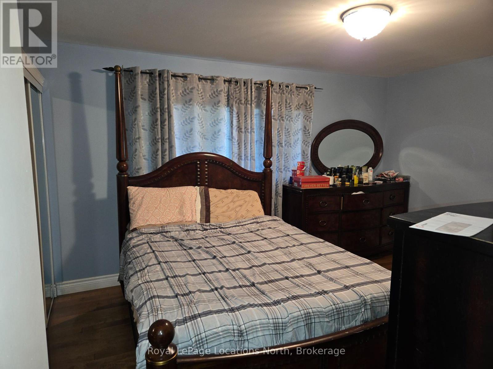 6042 Highway 9 Highway, Mono, Ontario  L7K 0A8 - Photo 17 - X12379454