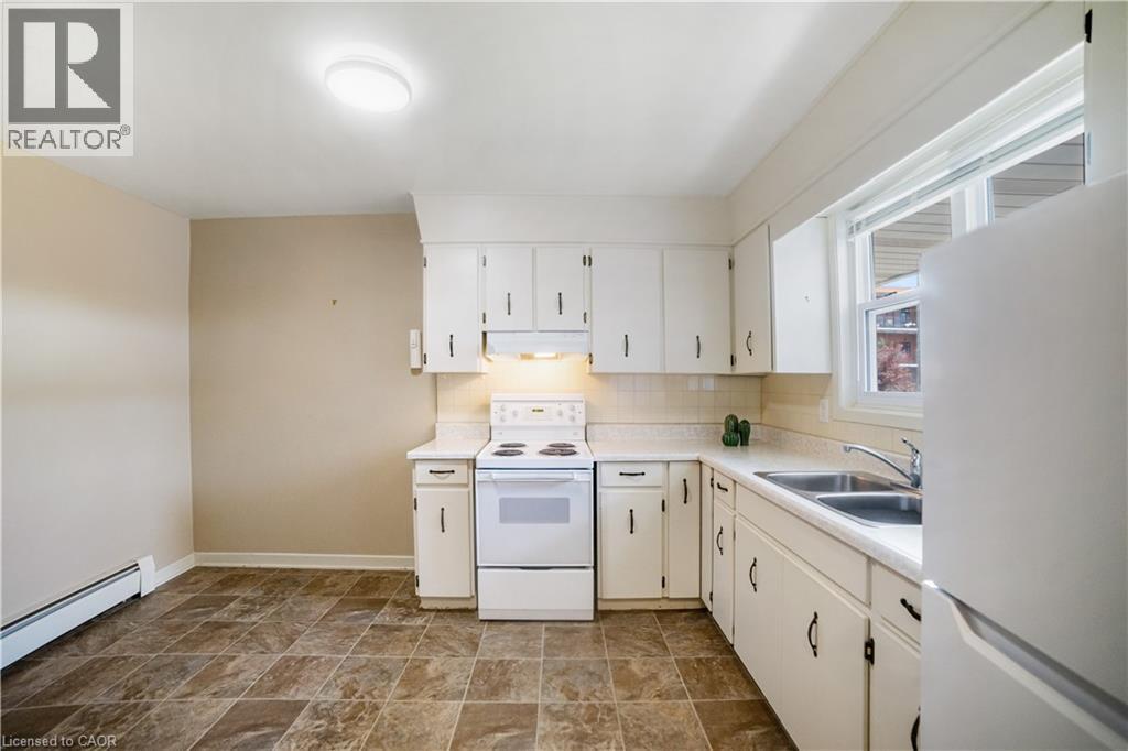 2-3314 Menno Street, Vineland, Ontario  L0R 2C0 - Photo 4 - 40766015