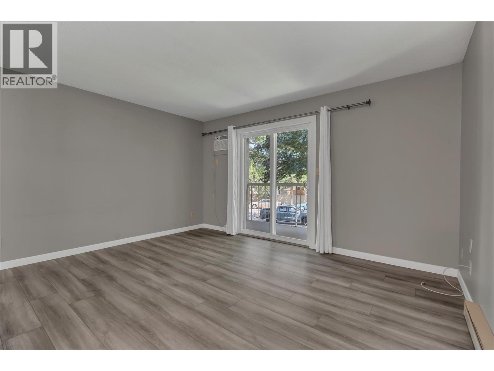 735 Cook Road Unit# 207c, Kelowna, British Columbia  V1W 3G6 - Photo 12 - 10353235