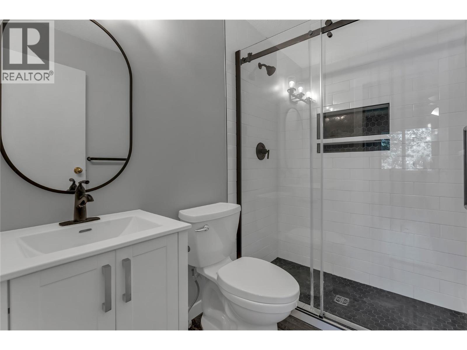 735 Cook Road Unit# 207c, Kelowna, British Columbia  V1W 3G6 - Photo 17 - 10353235