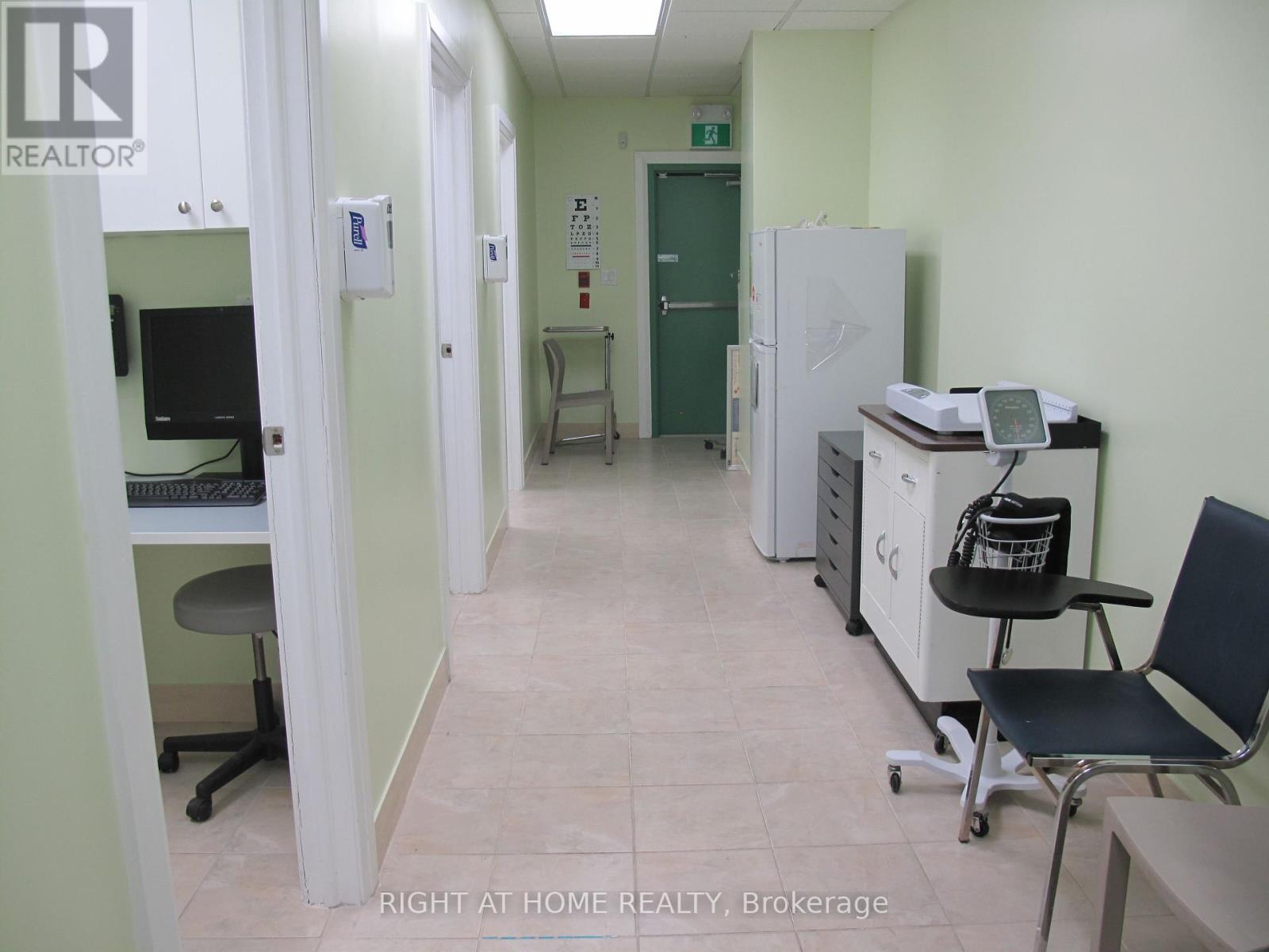 2 - 403 Parliament Street, Toronto, Ontario M5A 3A1 - Photo 4 - C12379463