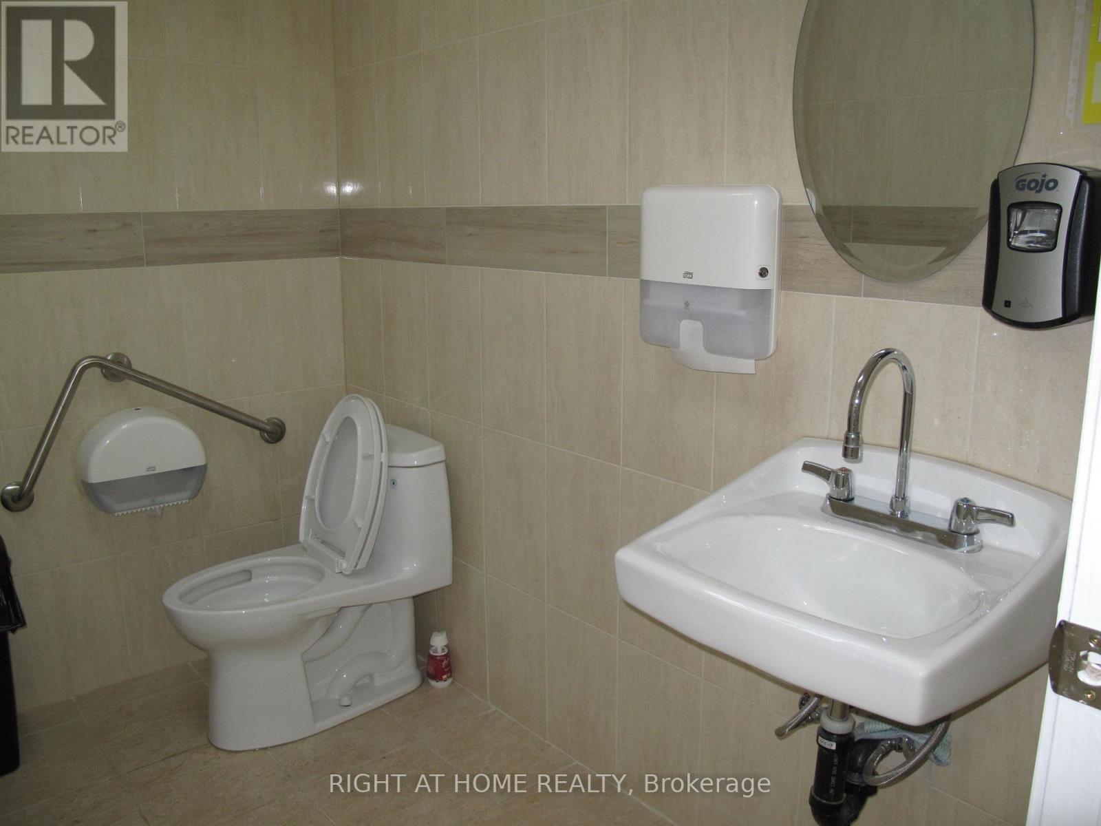 2 - 403 Parliament Street, Toronto, Ontario M5A 3A1 - Photo 6 - C12379463