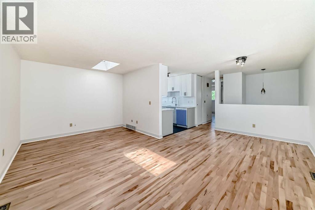 269 Edgepark Boulevard Nw, Calgary, Alberta  T3A 4J1 - Photo 11 - A2252151