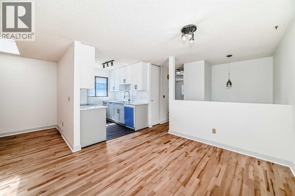 269 Edgepark Boulevard Nw, Calgary, Alberta  T3A 4J1 - Photo 9 - A2252151