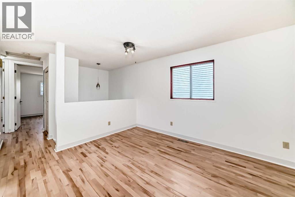 269 Edgepark Boulevard Nw, Calgary, Alberta  T3A 4J1 - Photo 10 - A2252151