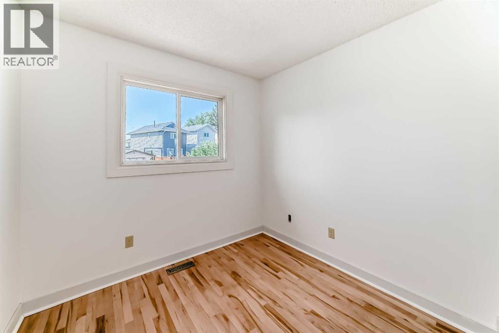 269 Edgepark Boulevard Nw, Calgary, Alberta  T3A 4J1 - Photo 14 - A2252151