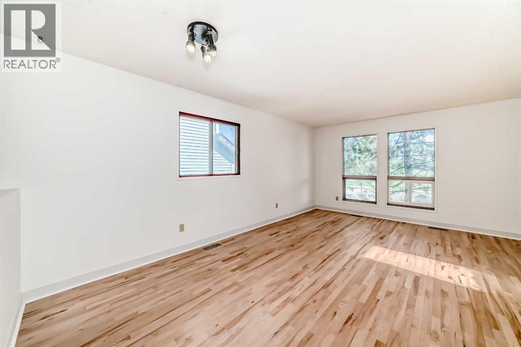 269 Edgepark Boulevard Nw, Calgary, Alberta  T3A 4J1 - Photo 7 - A2252151
