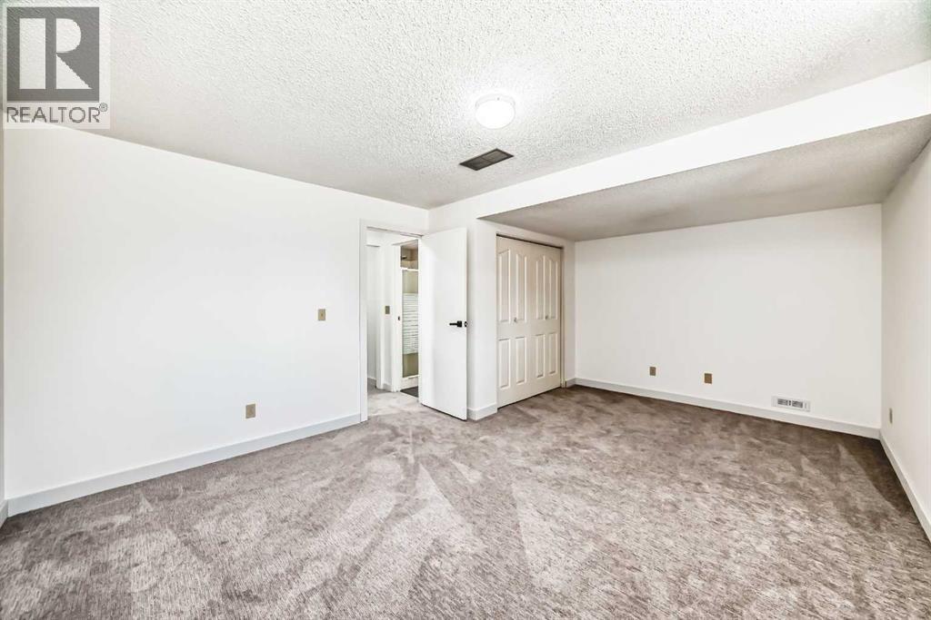 269 Edgepark Boulevard Nw, Calgary, Alberta  T3A 4J1 - Photo 24 - A2252151