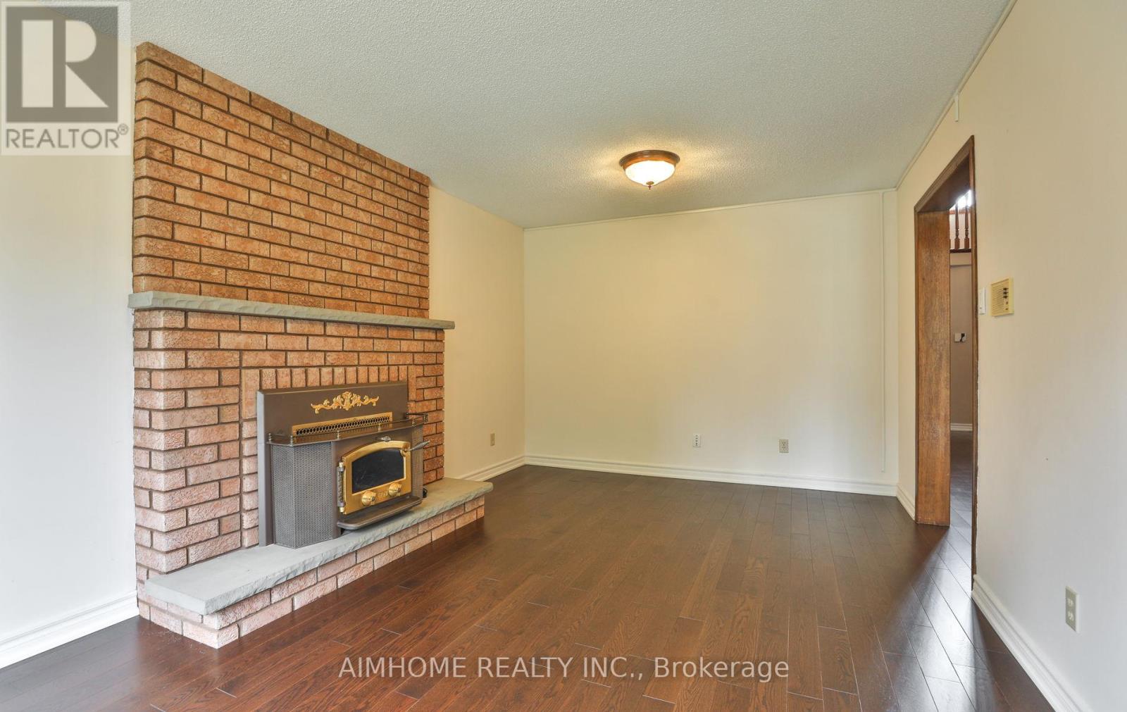 1339 Windrush Drive, Oakville, Ontario  L6M 1W4 - Photo 17 - W12379465