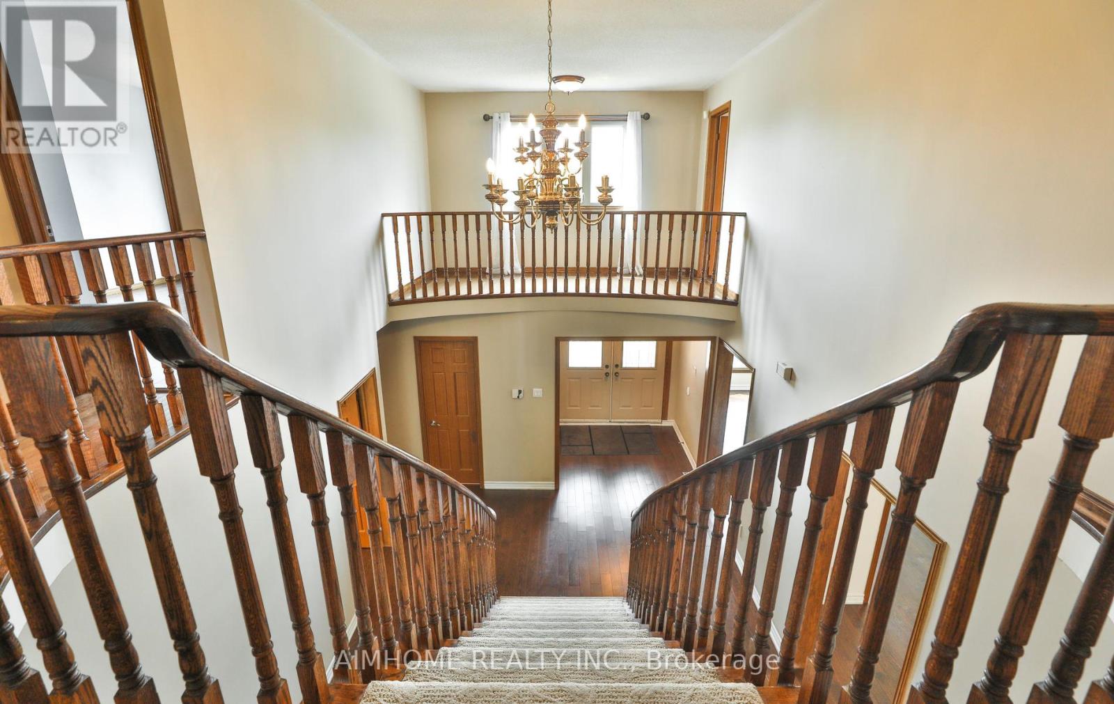 1339 Windrush Drive, Oakville, Ontario  L6M 1W4 - Photo 22 - W12379465