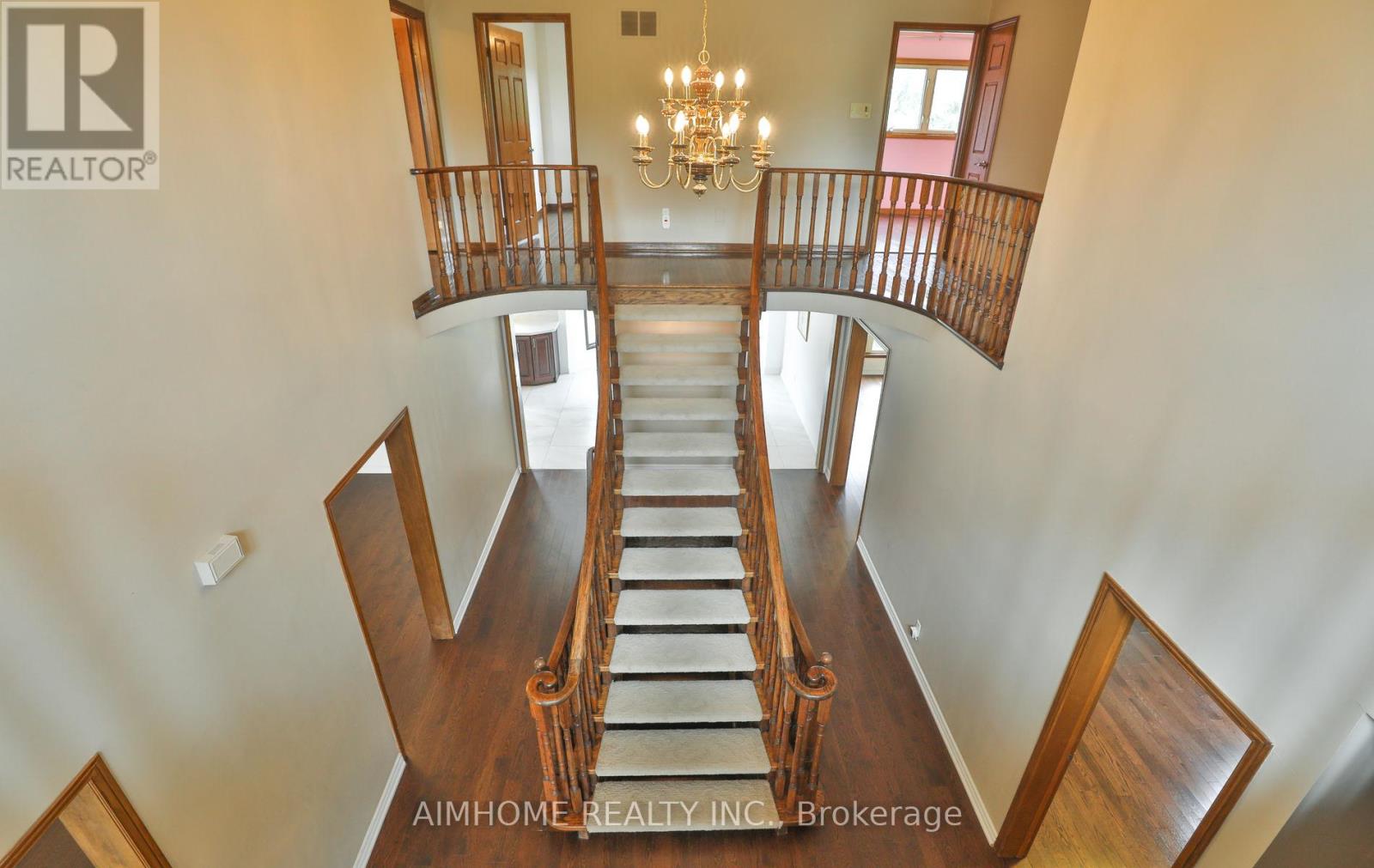 1339 Windrush Drive, Oakville, Ontario  L6M 1W4 - Photo 26 - W12379465
