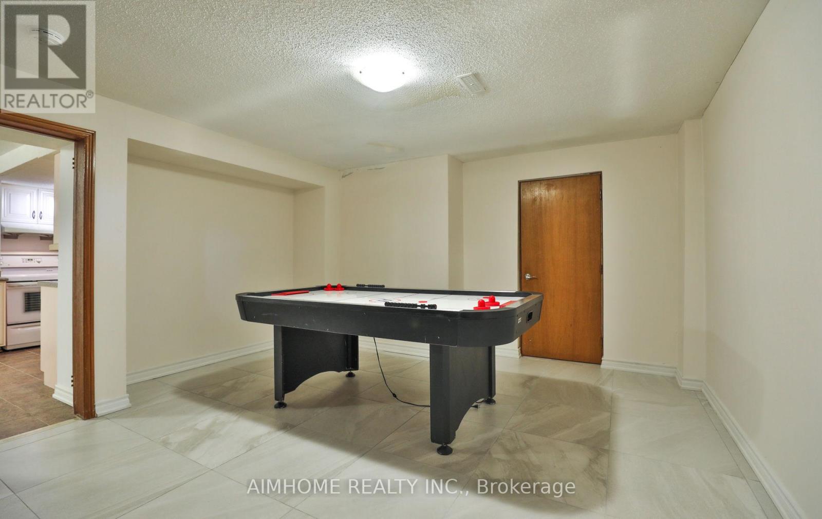 1339 Windrush Drive, Oakville, Ontario  L6M 1W4 - Photo 37 - W12379465