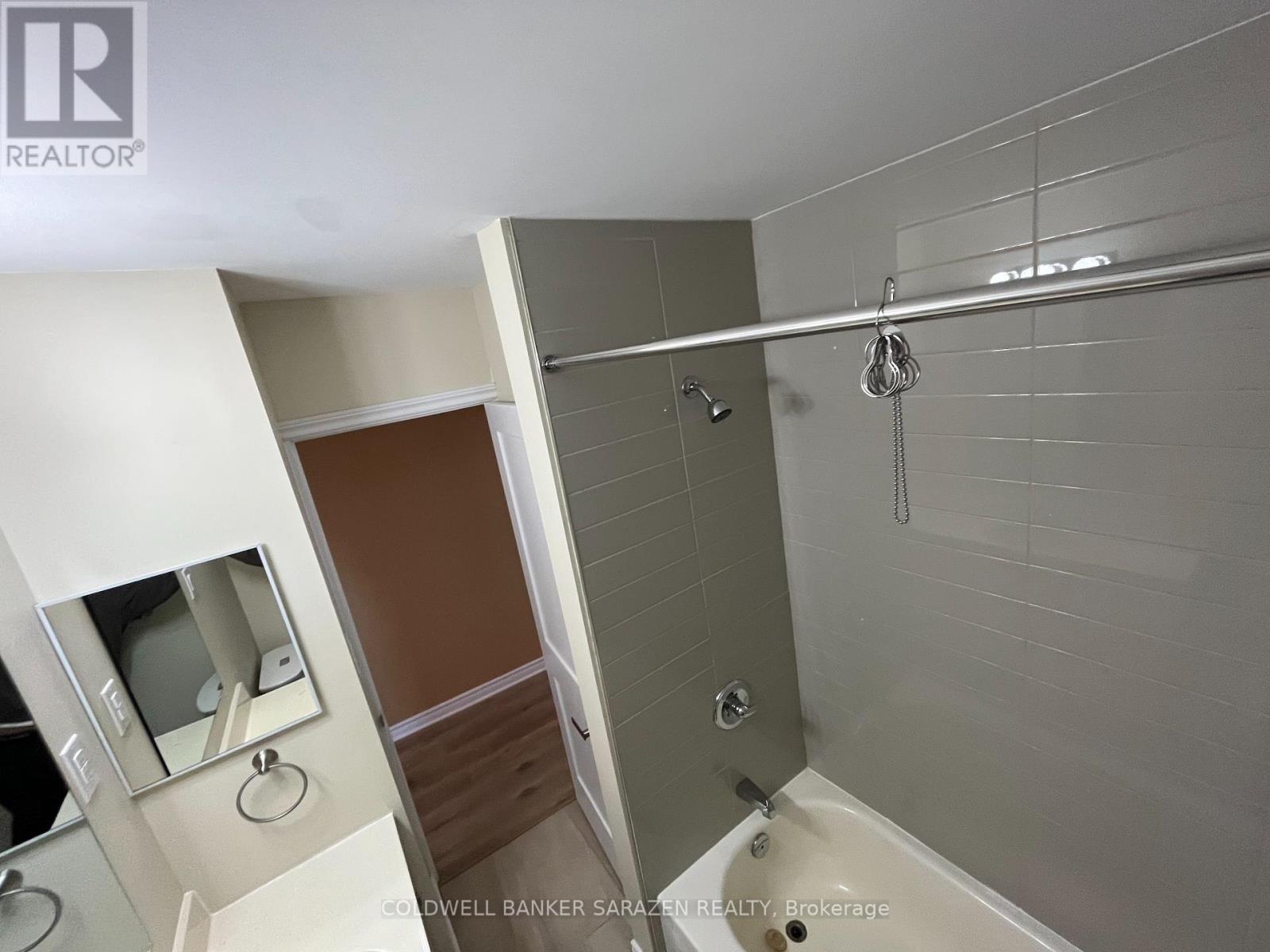 136 Deschamps Avenue, Ottawa, Ontario  K1L 5Z6 - Photo 27 - X12379473