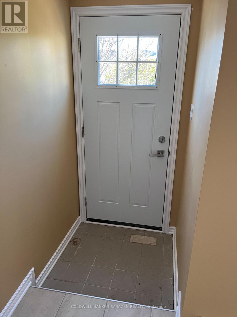 136 Deschamps Avenue, Ottawa, Ontario  K1L 5Z6 - Photo 33 - X12379473