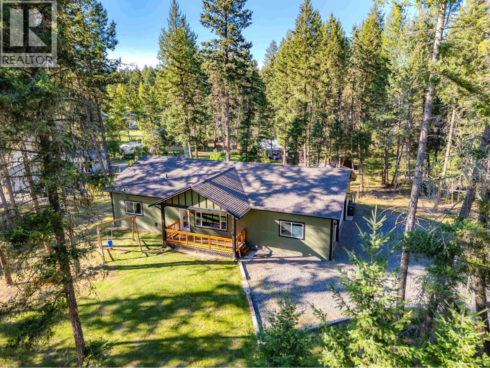 5065 KINNCUM ROAD, 108 Mile Ranch, British Columbia