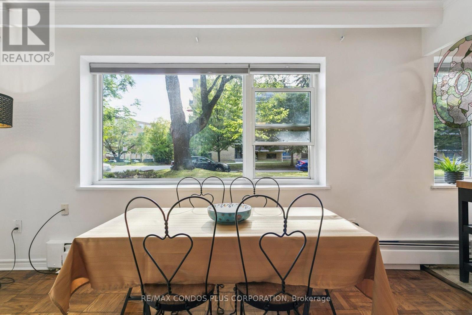 101 - 185 Stephen Drive, Toronto, Ontario  M8Y 3N5 - Photo 5 - W12375168