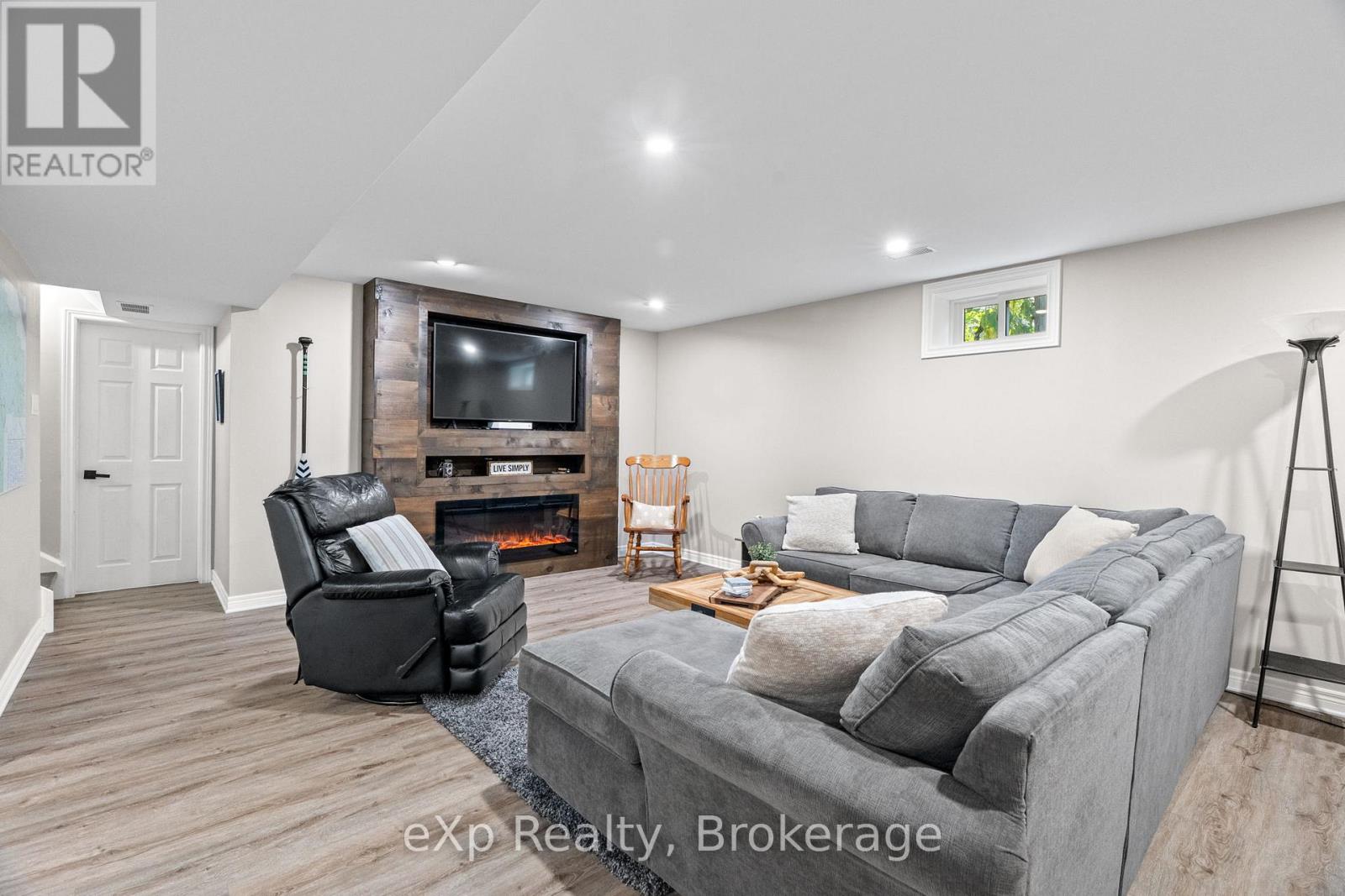 44 Eleanor Street, West Perth, Ontario  N0K 1N0 - Photo 24 - X12379498