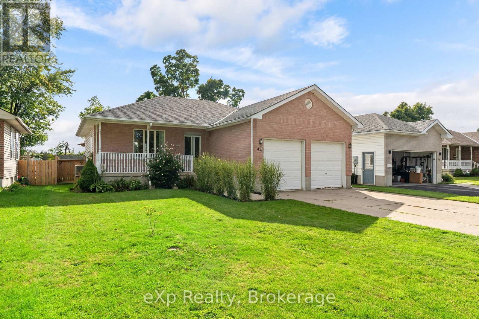 44 Eleanor Street, West Perth, Ontario  N0K 1N0 - Photo 3 - X12379498