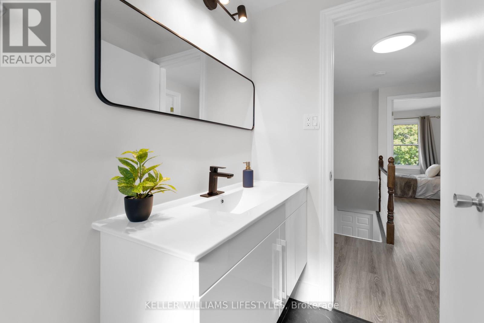 117 Woodrow Crescent, London South, Ontario  N6E 1E7 - Photo 28 - X12379480