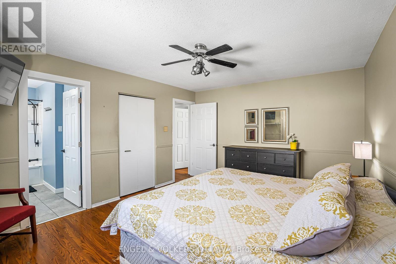 1427 Rosebella Avenue, Ottawa, Ontario  K1T 1E5 - Photo 24 - X12379491