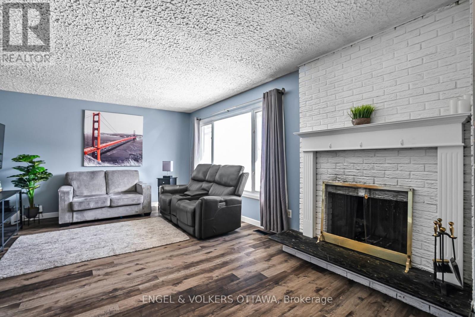 1427 Rosebella Avenue, Ottawa, Ontario  K1T 1E5 - Photo 7 - X12379491