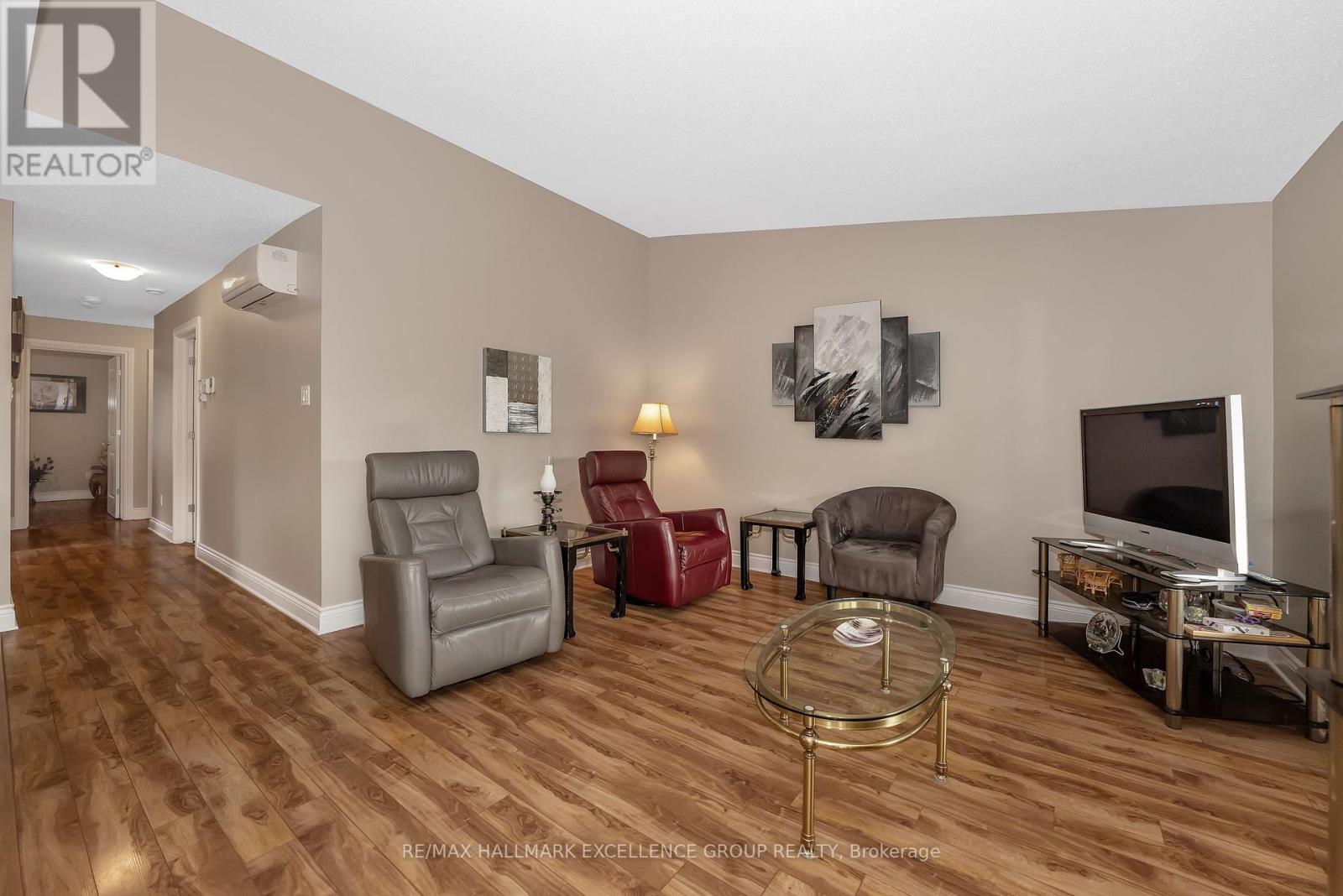214 - 290 Masters Lane, Clarence-Rockland, Ontario  K4K 0K5 - Photo 16 - X12379532