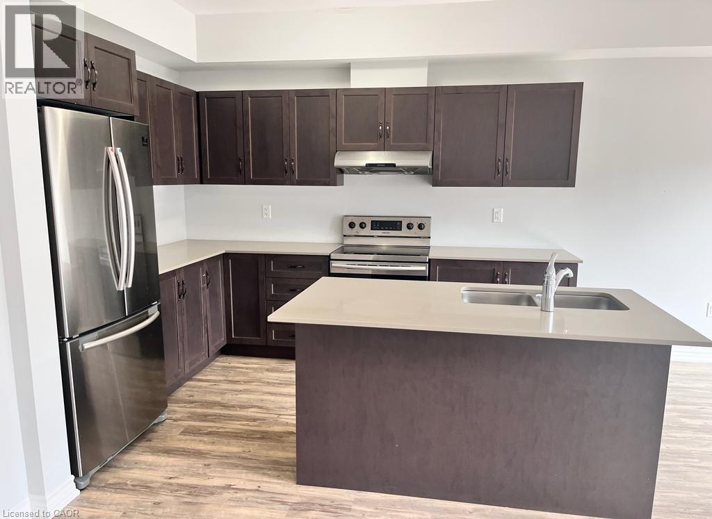 324 Equestrian Way Unit# 40, Cambridge, Ontario  N3E 0E2 - Photo 2 - 40766017