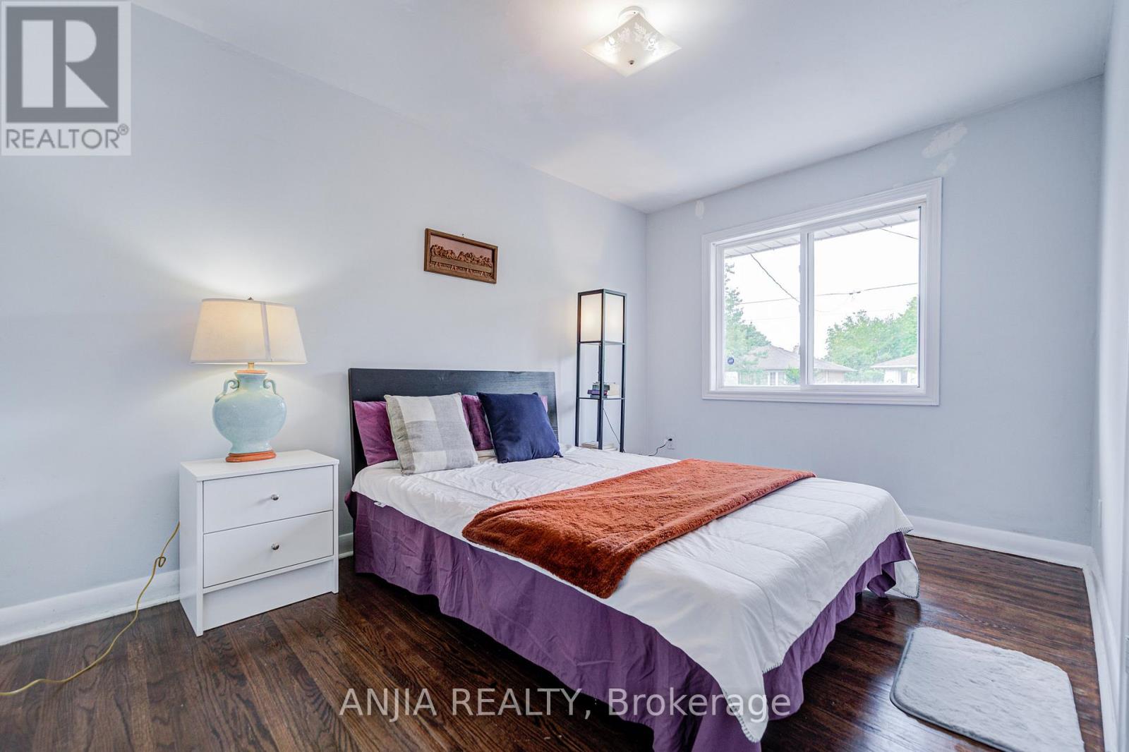 5 Beaverton Road S, Richmond Hill, Ontario  L4C 2H5 - Photo 13 - N12379483