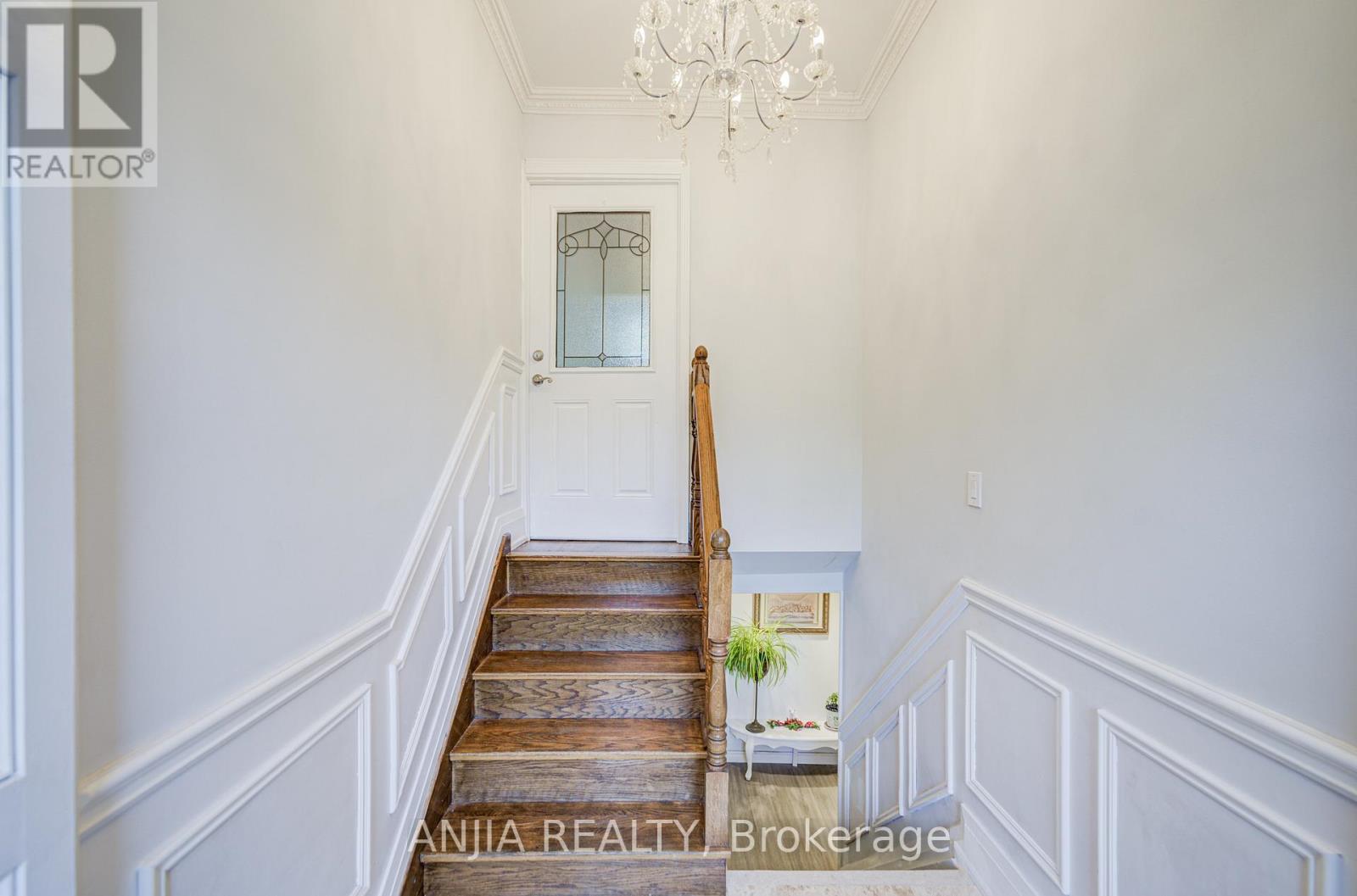 Property at 5 BEAVERTON ROAD S image 4