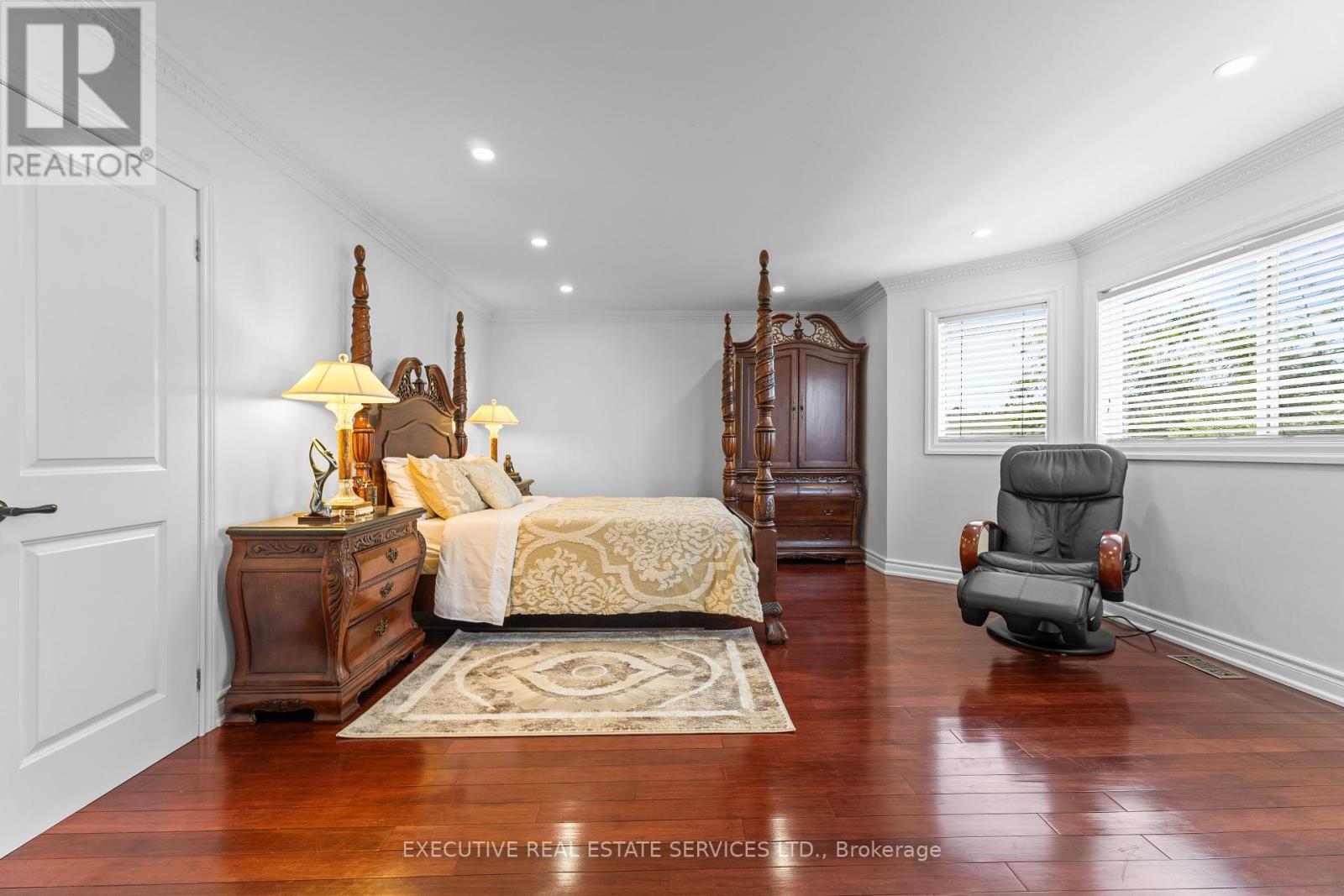 7090 Terragar Boulevard, Mississauga, Ontario  L5N 7N2 - Photo 25 - W12379495