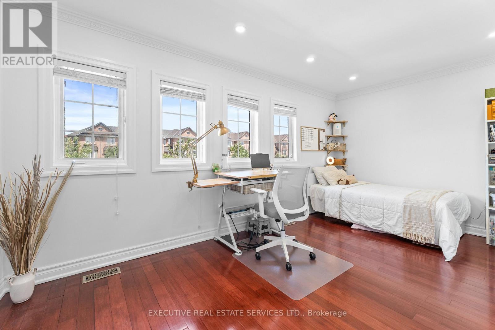 7090 Terragar Boulevard, Mississauga, Ontario  L5N 7N2 - Photo 36 - W12379495