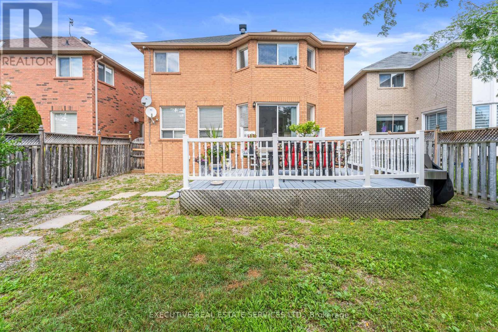 7090 Terragar Boulevard, Mississauga, Ontario  L5N 7N2 - Photo 50 - W12379495