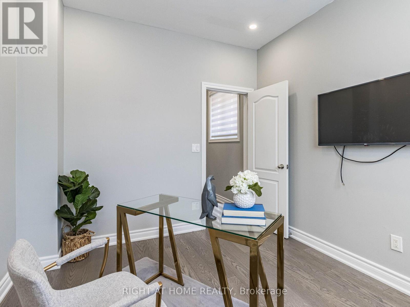 612 Serafini Crescent, Milton (Wi Willmott), Ontario  L9T 7P1 - Photo 17 - W12379500