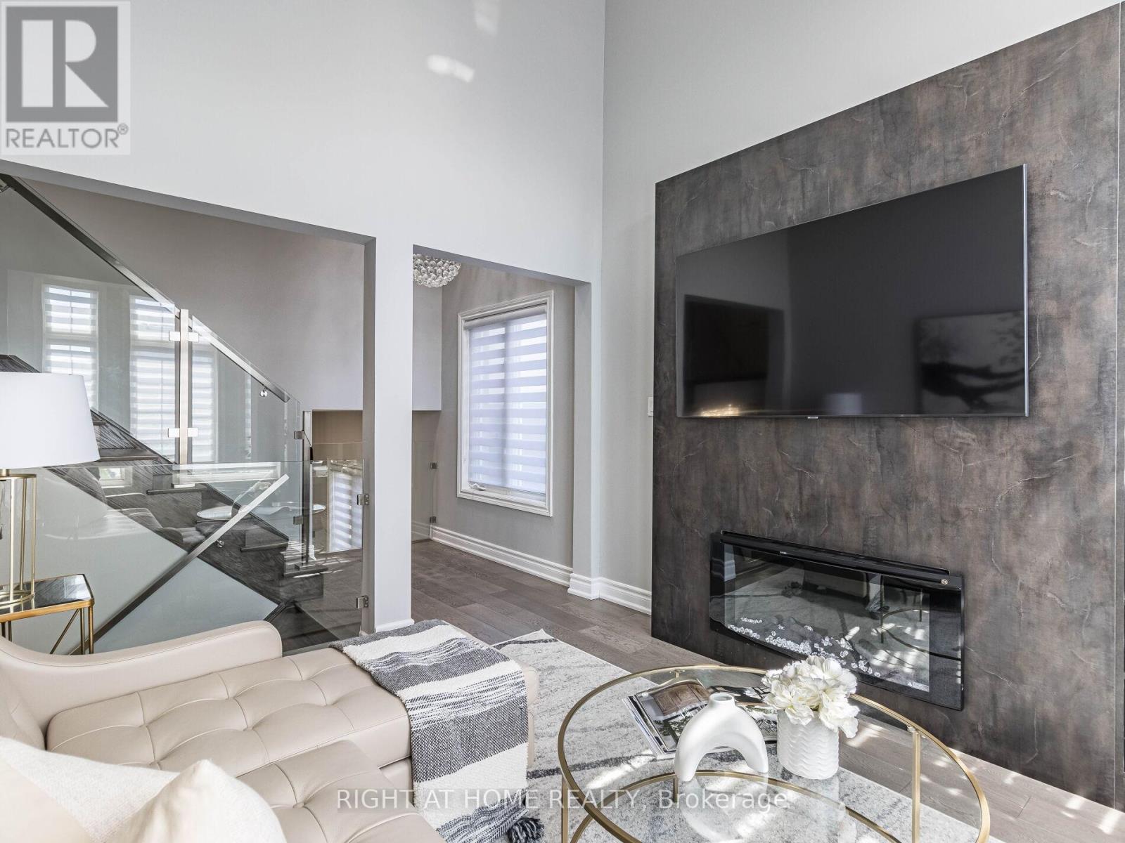 612 Serafini Crescent, Milton (Wi Willmott), Ontario  L9T 7P1 - Photo 22 - W12379500