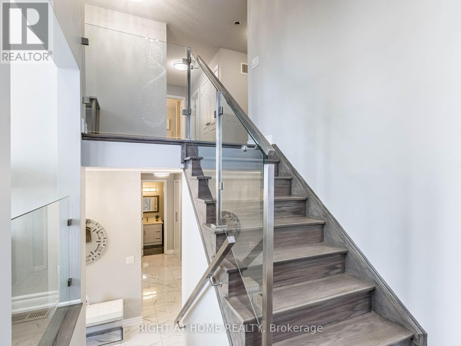 612 Serafini Crescent, Milton (Wi Willmott), Ontario  L9T 7P1 - Photo 23 - W12379500