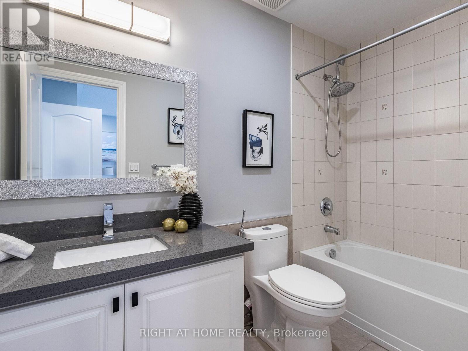 612 Serafini Crescent, Milton (Wi Willmott), Ontario  L9T 7P1 - Photo 32 - W12379500