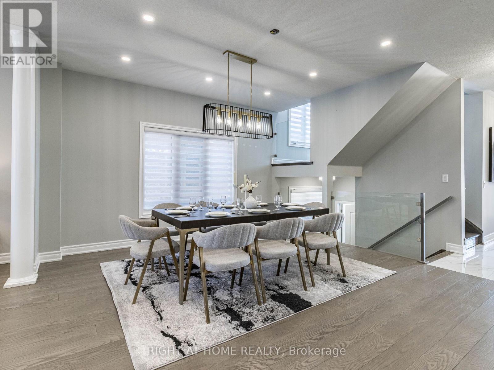 612 Serafini Crescent, Milton (Wi Willmott), Ontario  L9T 7P1 - Photo 7 - W12379500