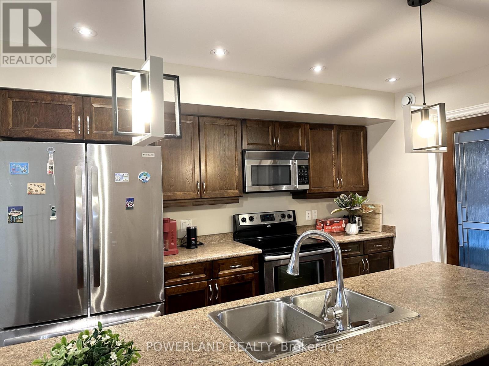 21 Brookland Drive, North Bay, Ontario  P1A 0A1 - Photo 16 - X12379496