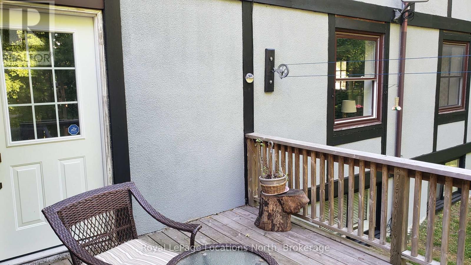 8726 Highway 9 Highway, New Tecumseth, Ontario  L0G 1W0 - Photo 5 - N12379565