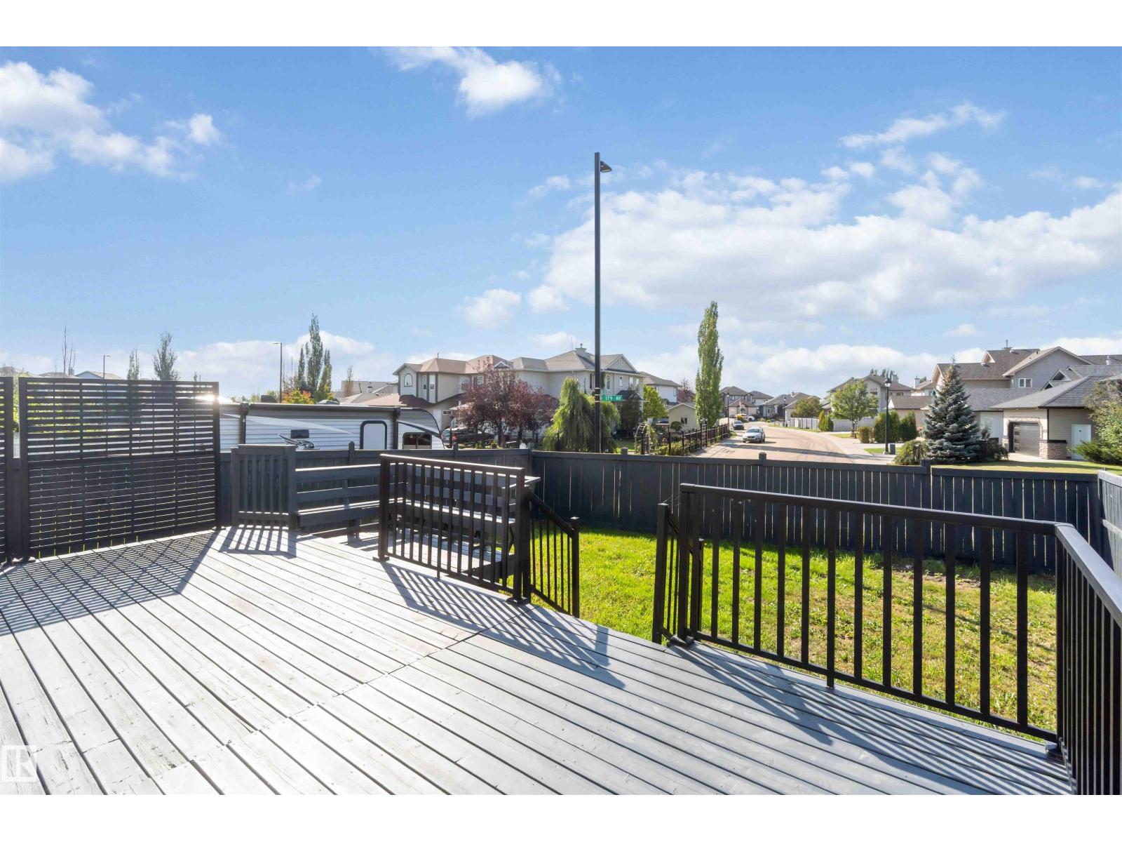 10711 180 Av Nw, Edmonton, Alberta  T5X 6C9 - Photo 43 - E4455018