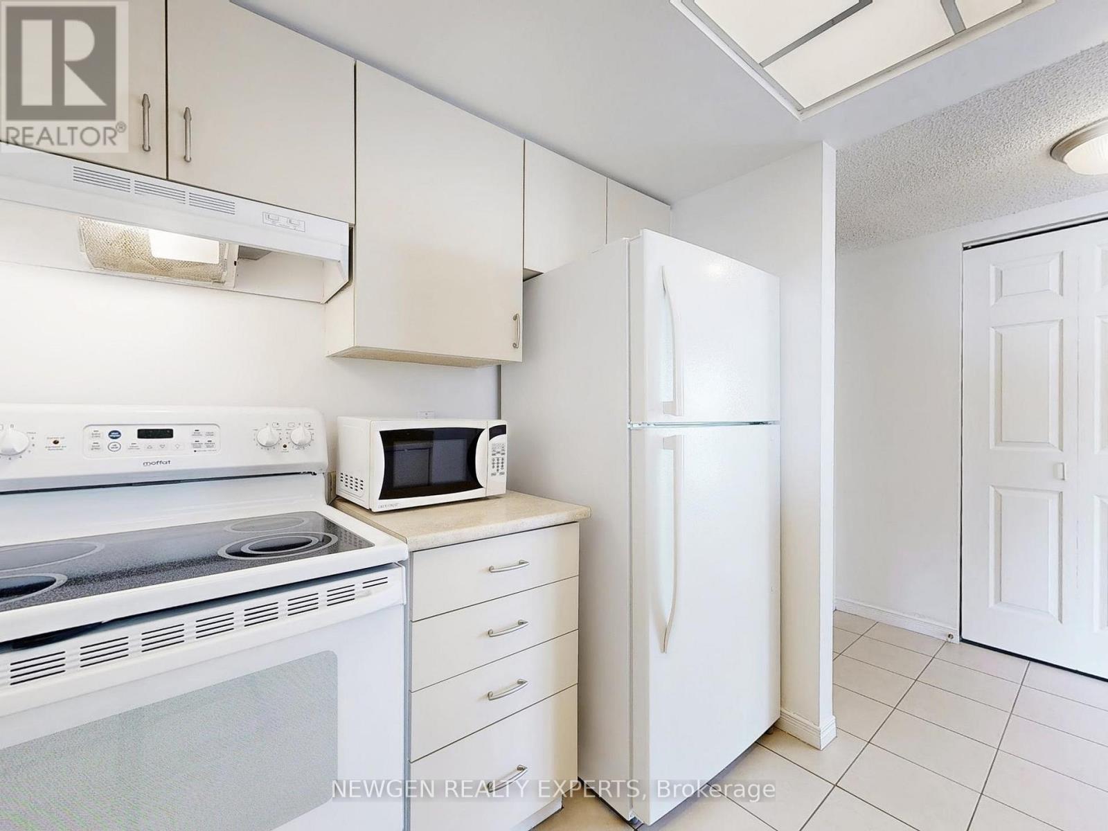 2903 - 5 Concorde Place, Toronto, Ontario  M3C 3M8 - Photo 14 - C12379546