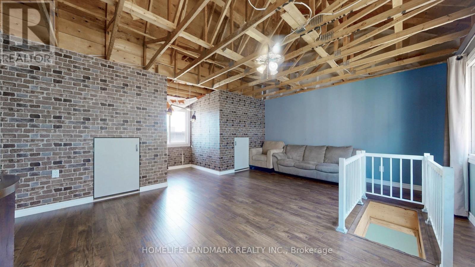 7 Kawneer Terrace, Toronto, Ontario  M1P 0C3 - Photo 34 - E12379558